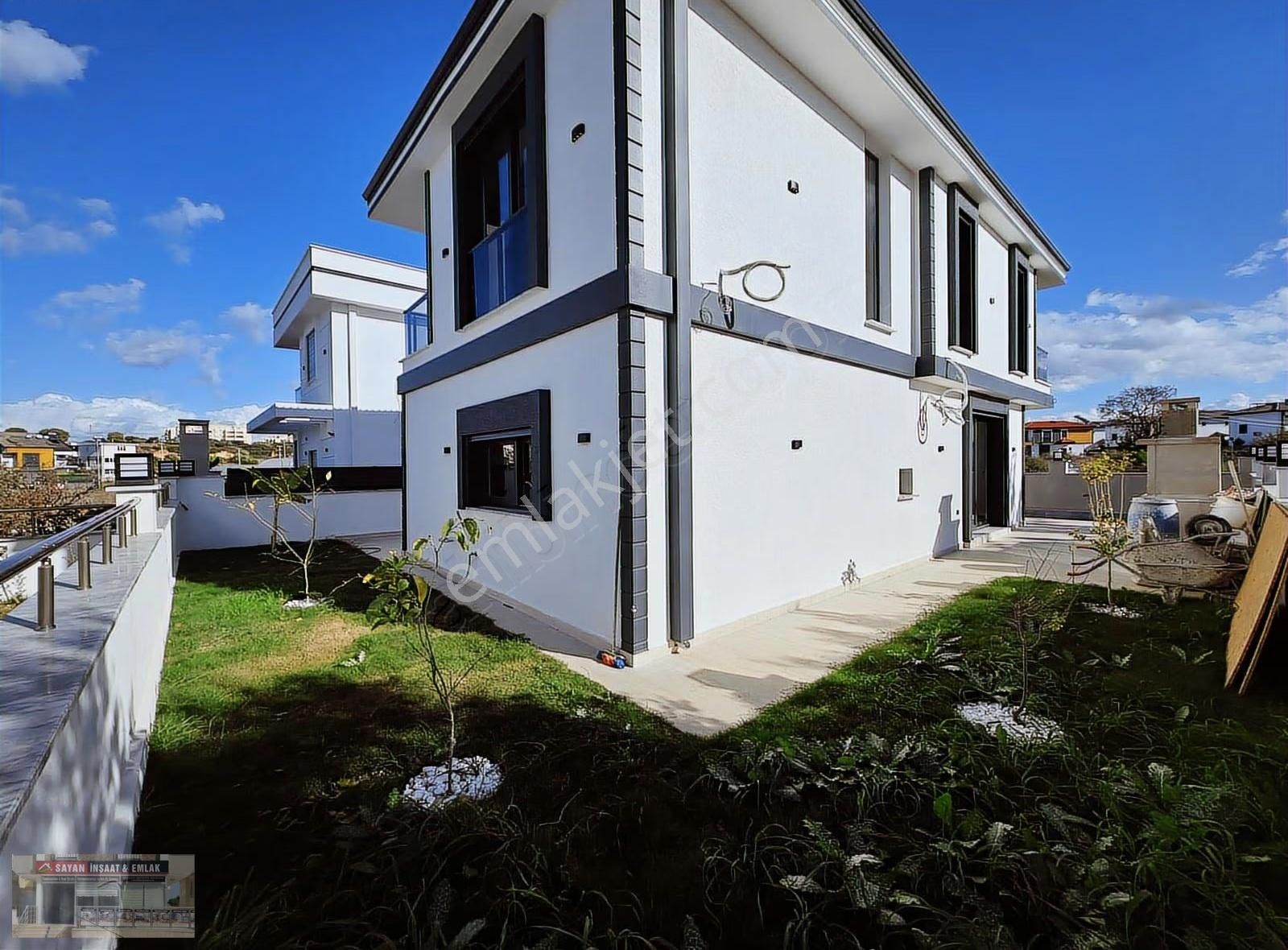 Hisar' Da Tam Müstakil Havuzlu Otoparklı 3+1 Ayrı Mutfaklı - Görsel 14