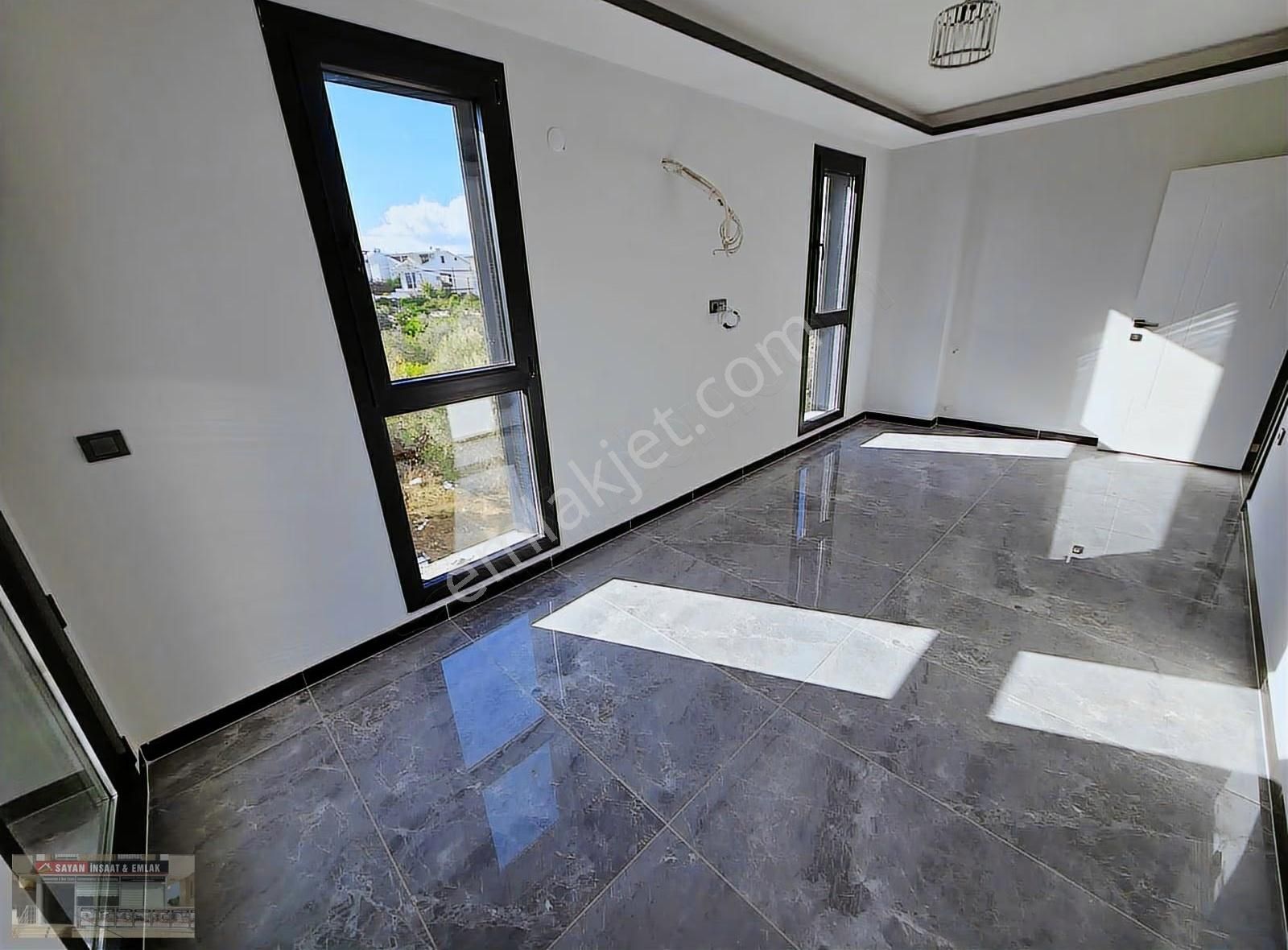 Hisar' Da Tam Müstakil Havuzlu Otoparklı 3+1 Ayrı Mutfaklı - Görsel 11