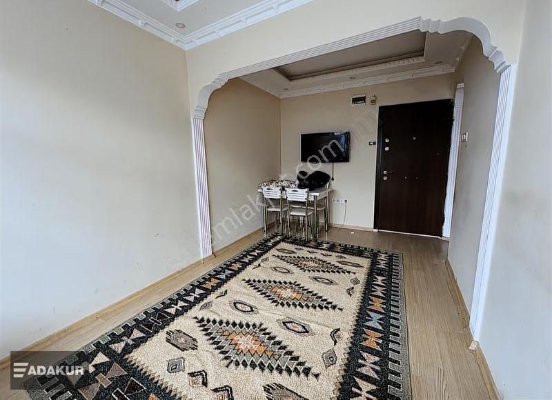 Tramvay Yürüme Mesafasinde Satılık 2+1 Boş Daire