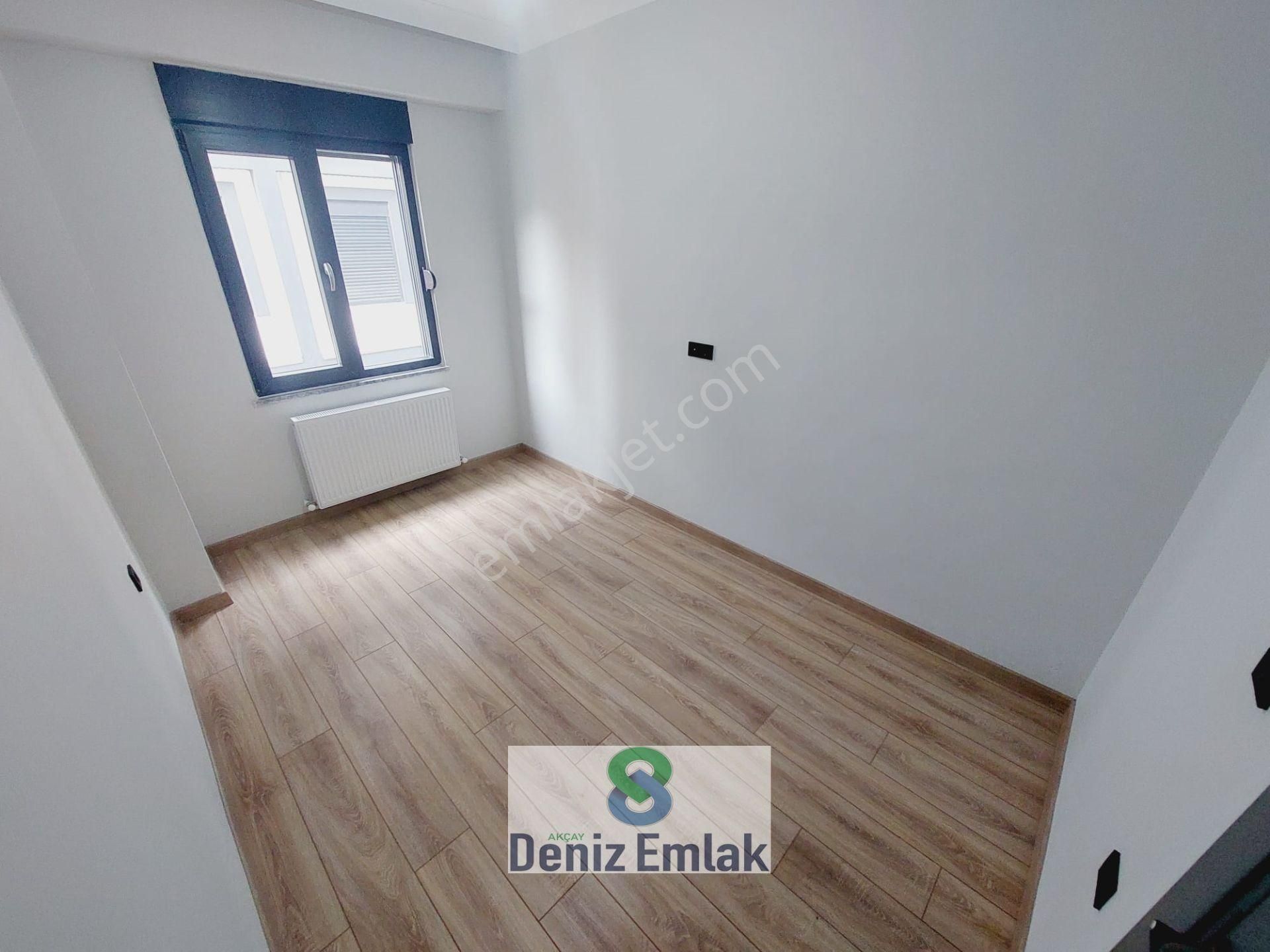Denizden Akçayda Öncephe Ebeveynli Lüks Satılık 2+1 Daire. - Görsel 15