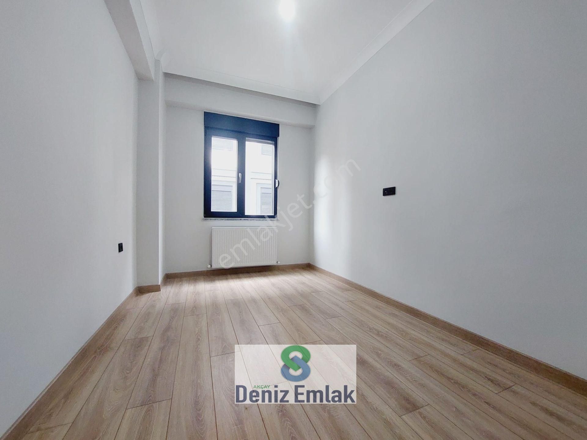 Denizden Akçayda Öncephe Ebeveynli Lüks Satılık 2+1 Daire. - Görsel 23