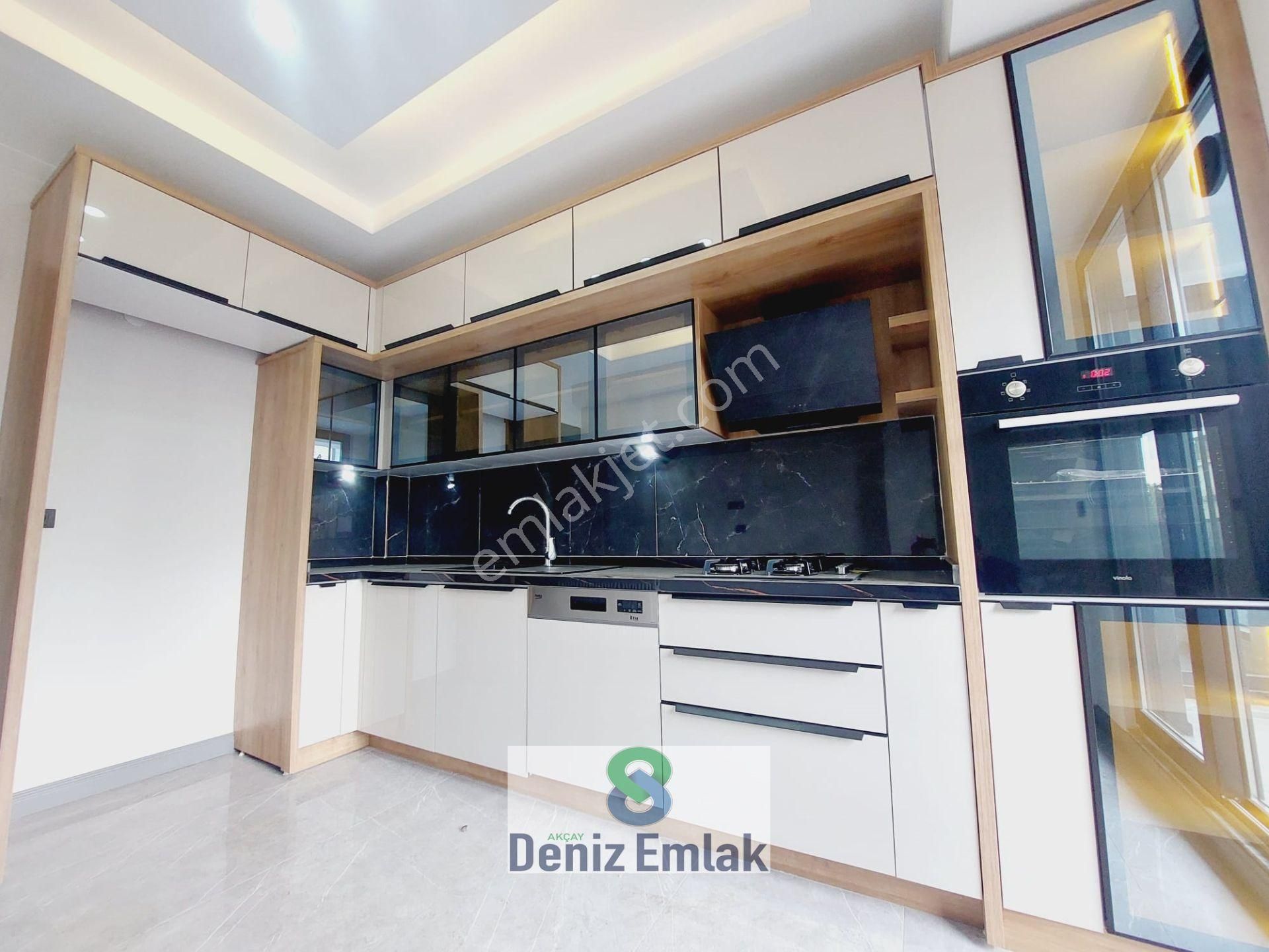 Denizden Akçayda Öncephe Ebeveynli Lüks Satılık 2+1 Daire. - Görsel 13