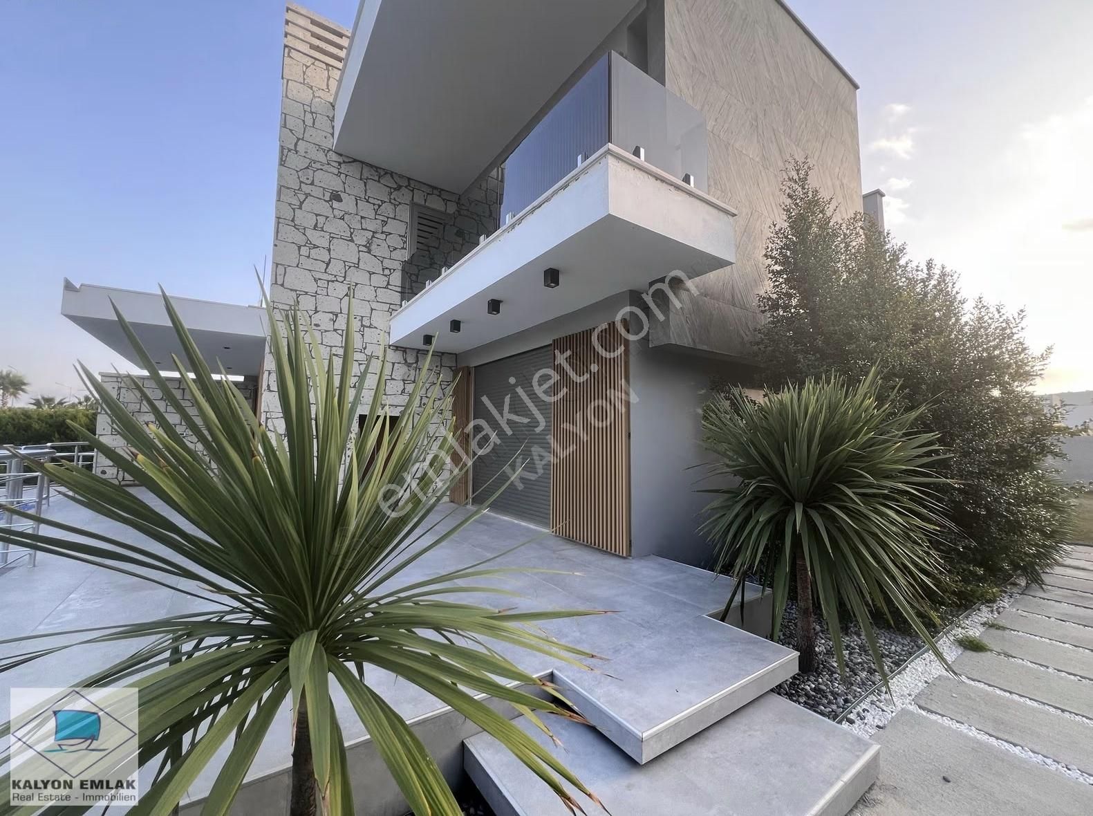 İzmir Çeşme Ilıcada Tam Müstakil Lüks Ve Modern Kiralık Villa - Görsel 5