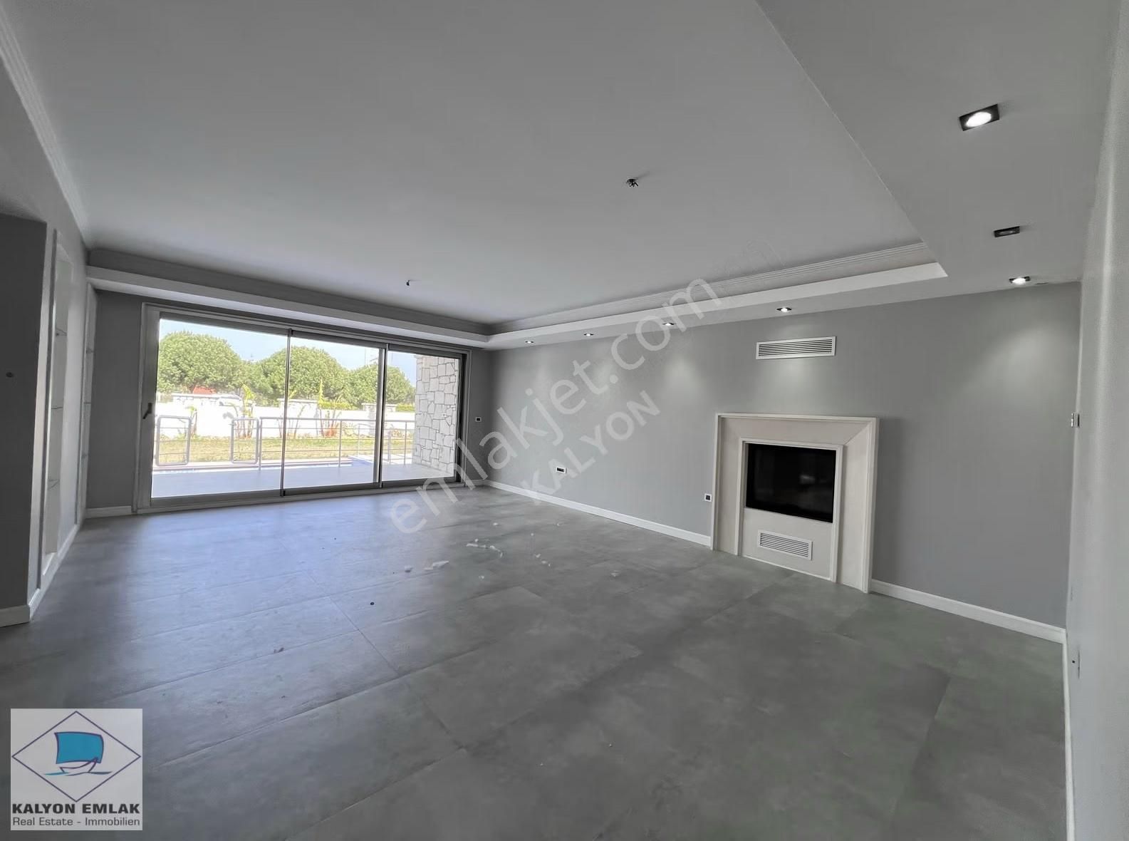 İzmir Çeşme Ilıcada Tam Müstakil Lüks Ve Modern Kiralık Villa - Görsel 7