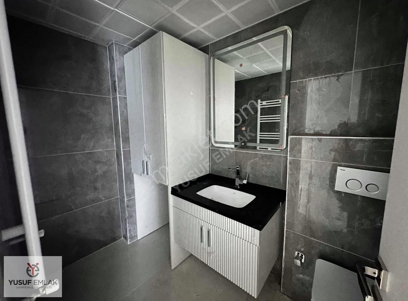 Yusuf Emlak'tan Şehitlikte 4+1 Ultra Lüks Orta Kat Daire - Görsel 23