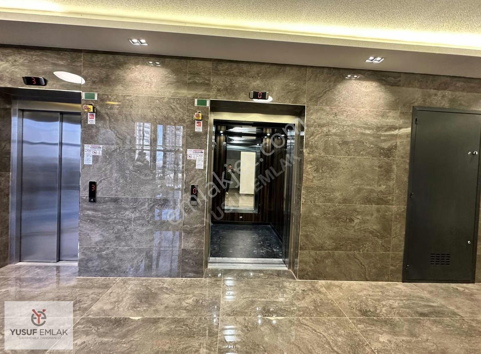 Yusuf Emlak'tan Şehitlikte 4+1 Ultra Lüks Orta Kat Daire - Görsel 12