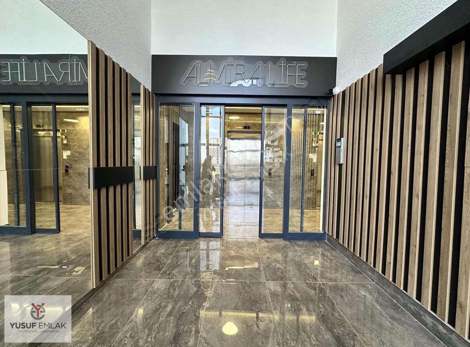 Yusuf Emlak'tan Şehitlikte 4+1 Ultra Lüks Orta Kat Daire - Görsel 20
