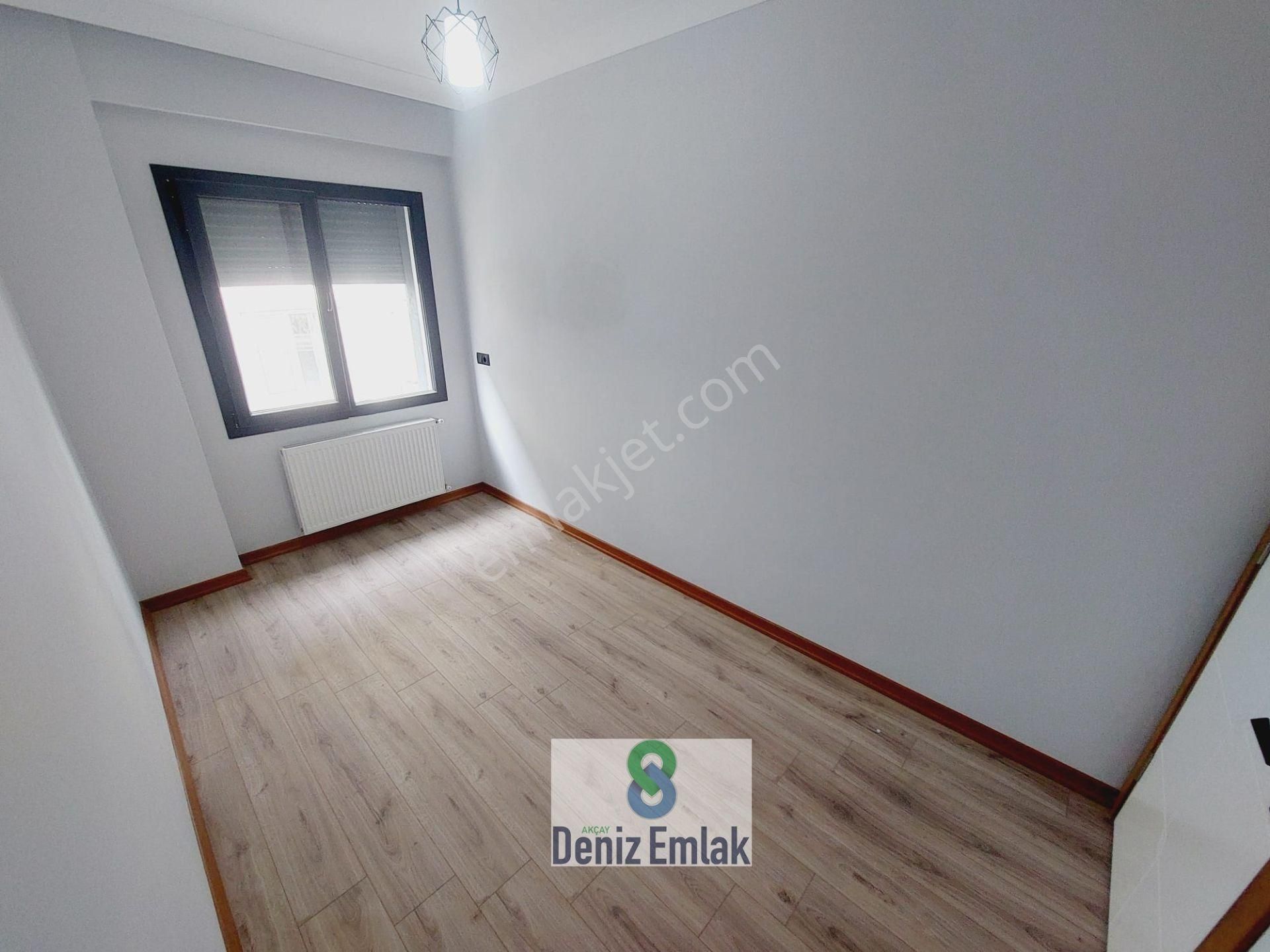 Denizden Akçayda Ebeveynli Asansörlü Lüks Satılık 2+1 Daire. - Görsel 11