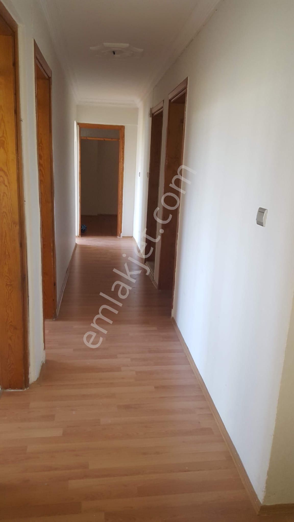 Akkonak Parkı Karşısı Edem Pastanesi Üzeri Kiralık Daire - Görsel 6