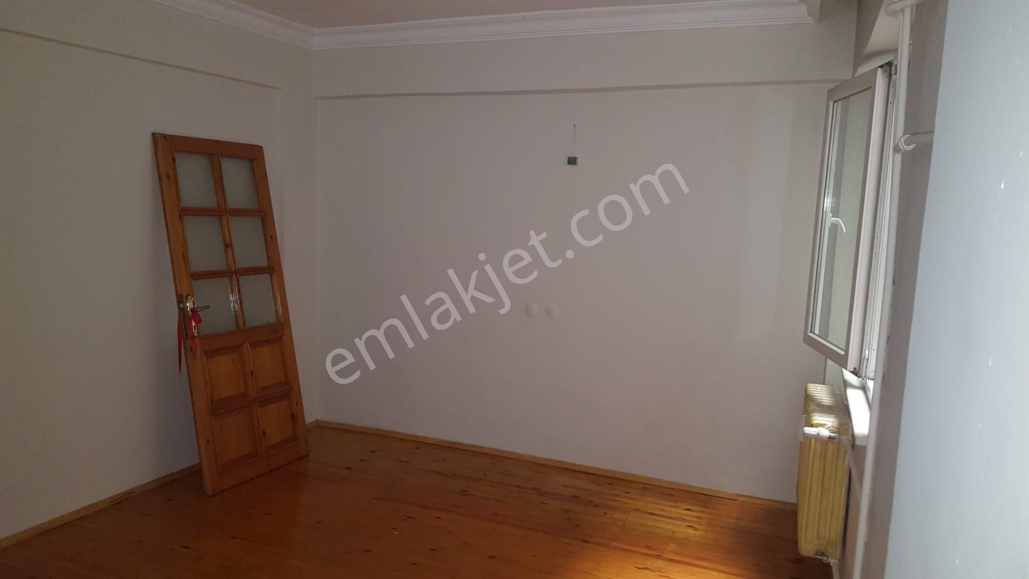 Akkonak Parkı Karşısı Edem Pastanesi Üzeri Kiralık Daire - Görsel 12