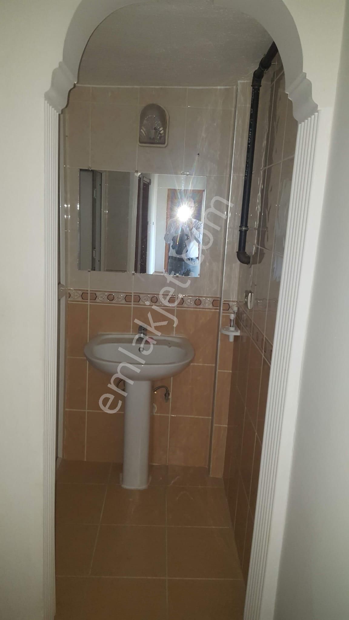 Akkonak Parkı Karşısı Edem Pastanesi Üzeri Kiralık Daire - Görsel 8