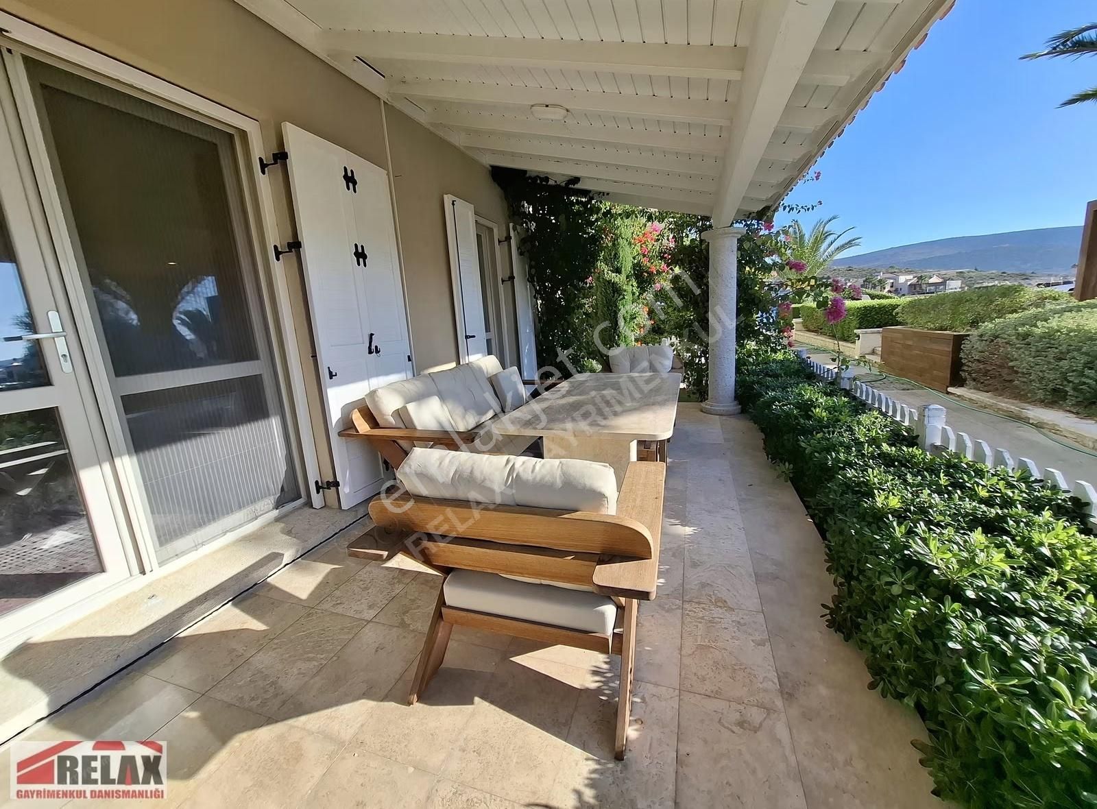 Relax'dan Çeşme Alaçatı Portta Denize Sıfır 2+1 Bahçeli Havuzlu - Görsel 33