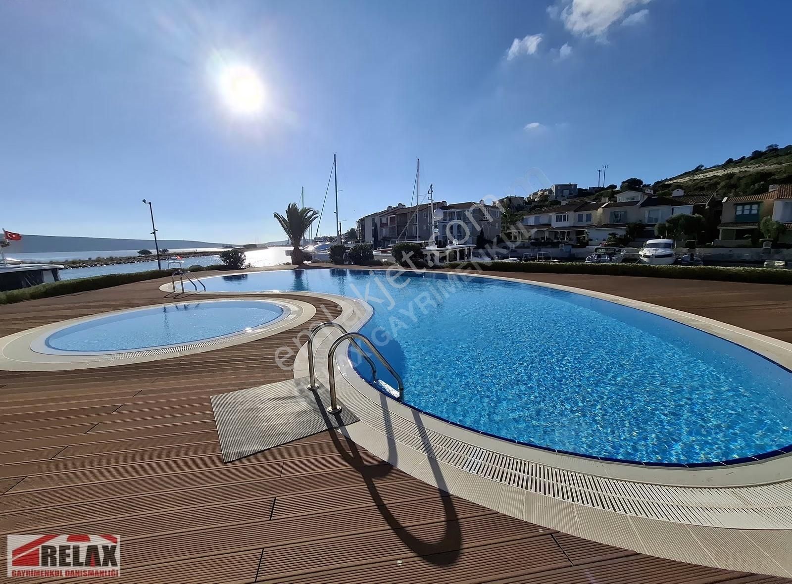 Relax'dan Çeşme Alaçatı Portta Denize Sıfır 2+1 Bahçeli Havuzlu - Görsel 31