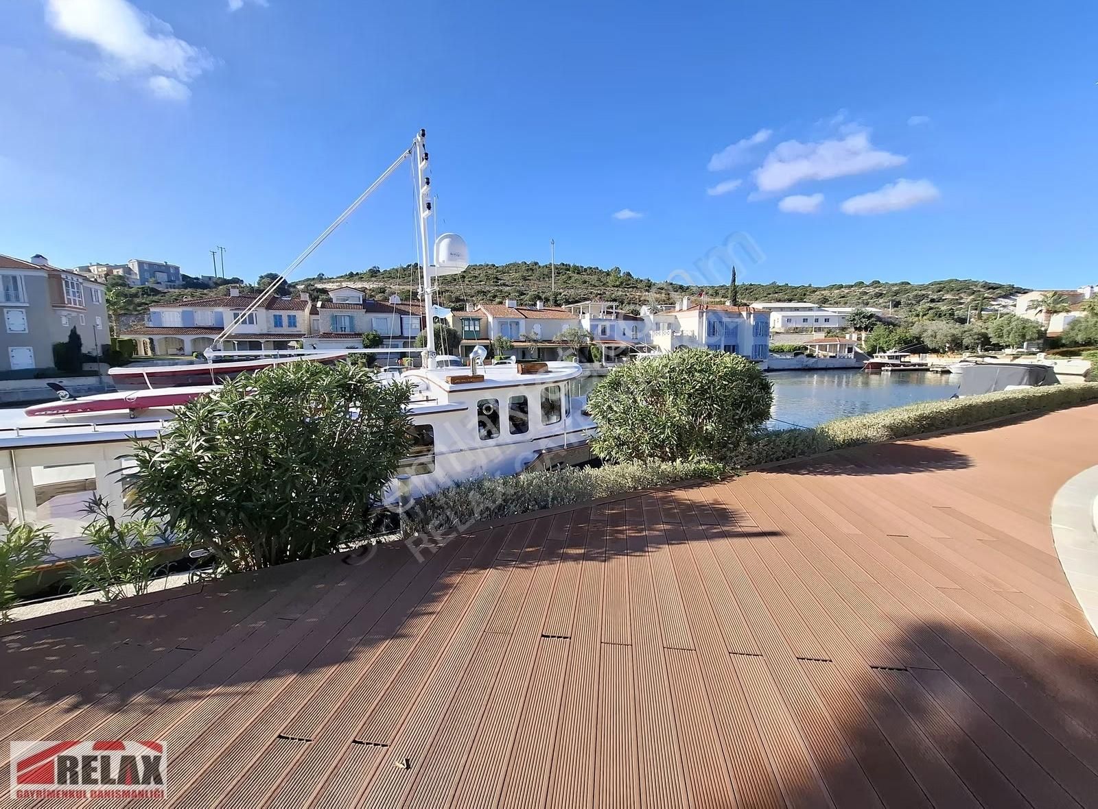 Relax'dan Çeşme Alaçatı Portta Denize Sıfır 2+1 Bahçeli Havuzlu - Görsel 7