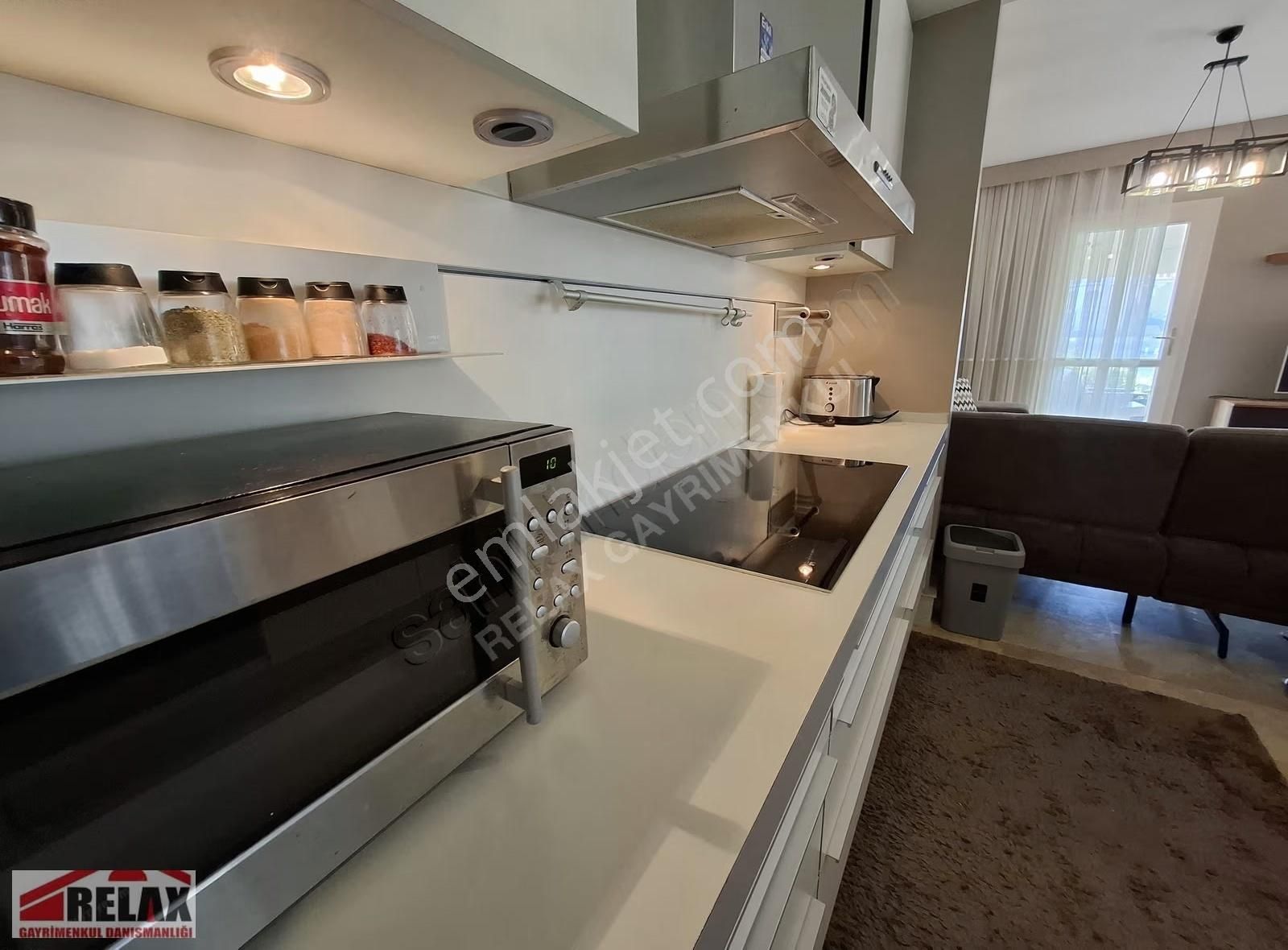 Relax'dan Çeşme Alaçatı Portta Denize Sıfır 2+1 Bahçeli Havuzlu - Görsel 24