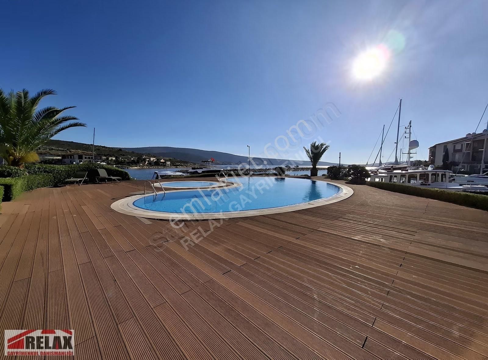 Relax'dan Çeşme Alaçatı Portta Denize Sıfır 2+1 Bahçeli Havuzlu - Görsel 30