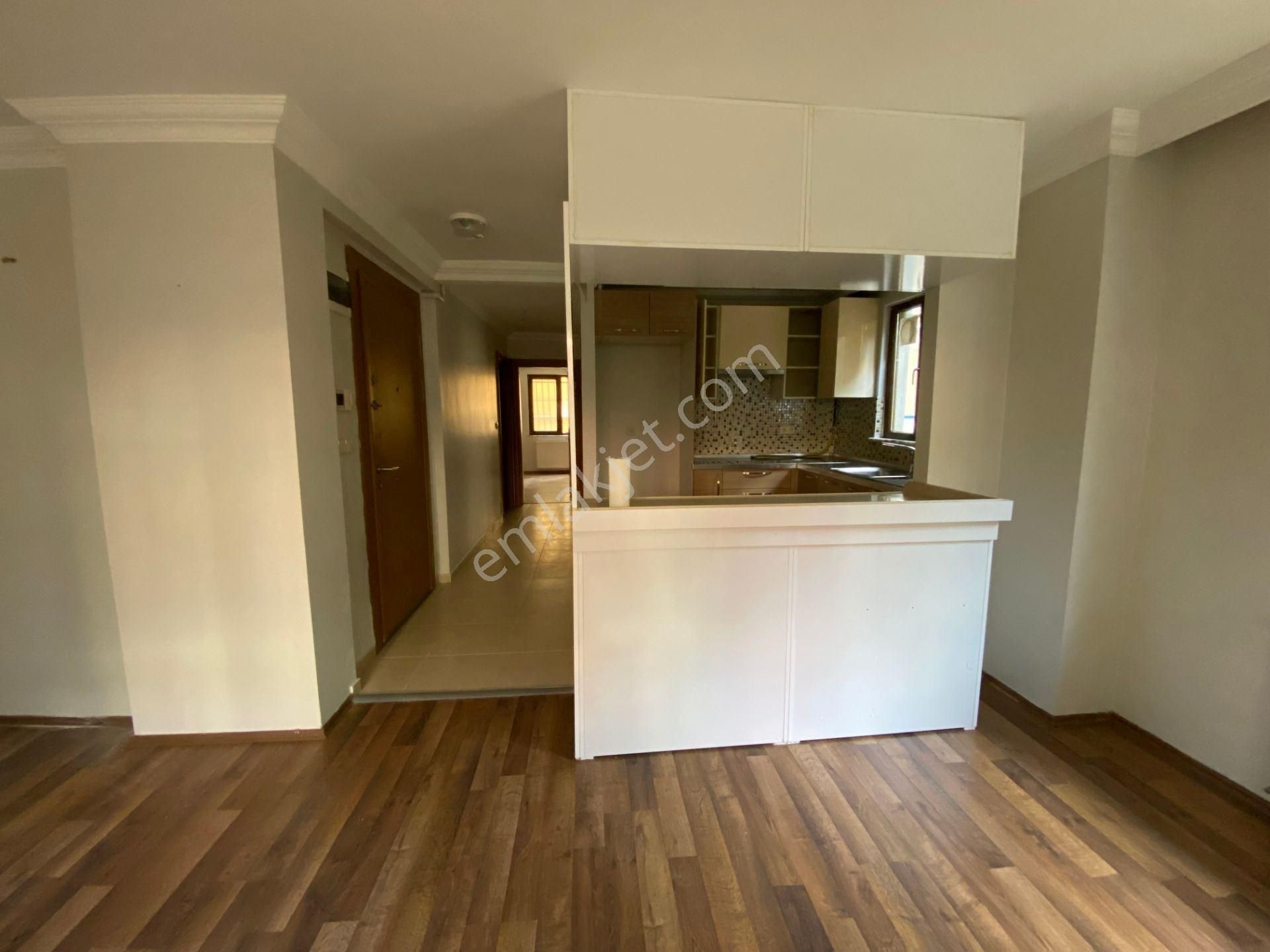 İnönü Mahallesinde, Yeditepe Üniversitesine Yürüme Mesafesinde 2+1 Bahçe Katı - Görsel 3