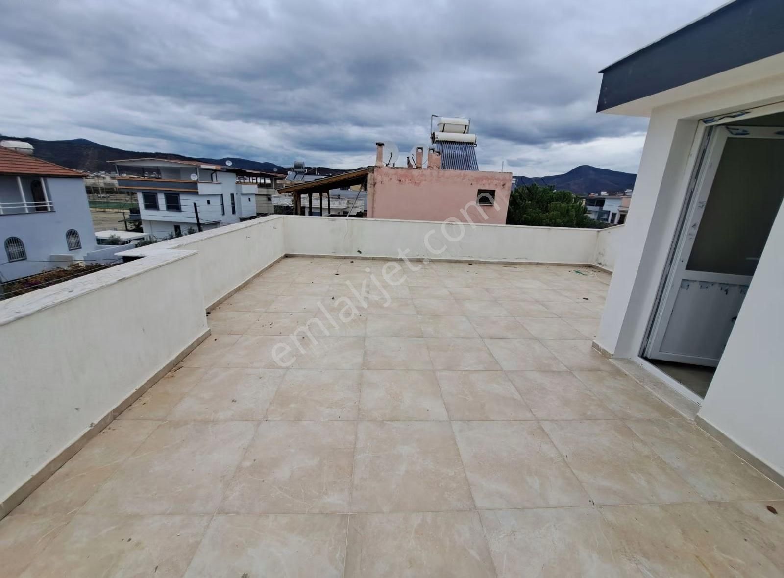 Seferihisar Ürkmez Doğanbey De Satılık 2+1 Villa - Görsel 24