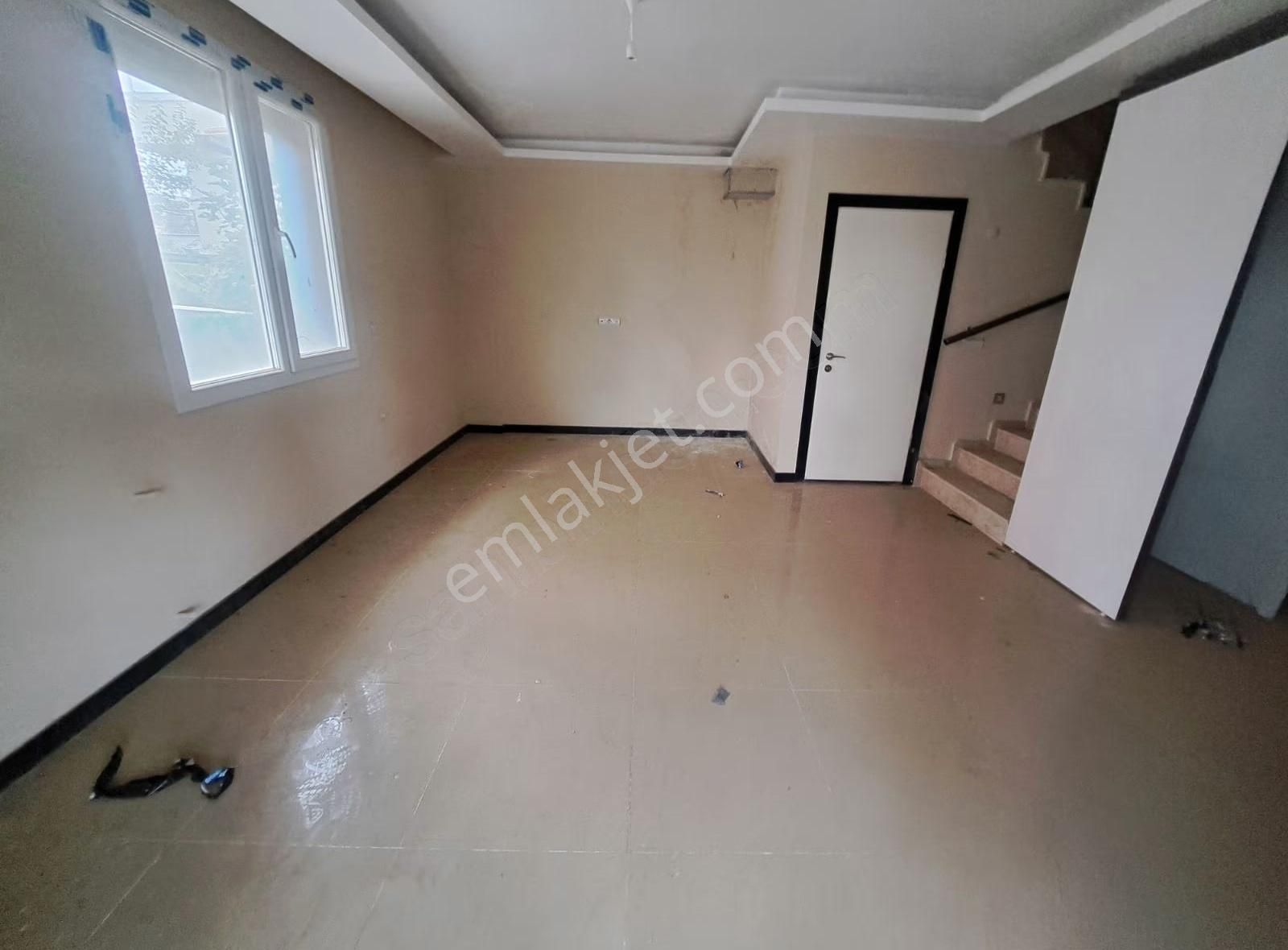 Seferihisar Ürkmez Doğanbey De Satılık 2+1 Villa - Görsel 8