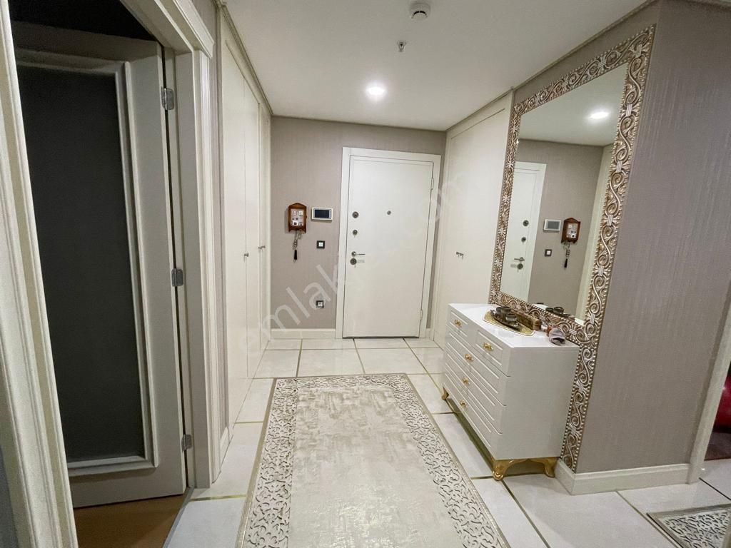 Viaport Venezia Konutlarında İçi Özel Yapılı 4+1 Luks Daire - Görsel 20