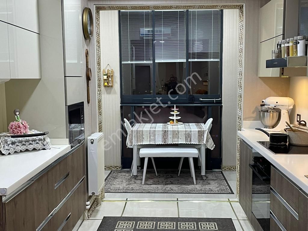 Viaport Venezia Konutlarında İçi Özel Yapılı 4+1 Luks Daire - Görsel 26