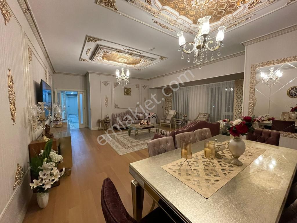 Viaport Venezia Konutlarında İçi Özel Yapılı 4+1 Luks Daire - Görsel 6