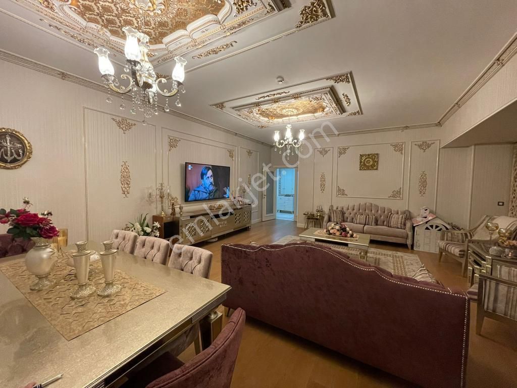 Viaport Venezia Konutlarında İçi Özel Yapılı 4+1 Luks Daire - Görsel 4