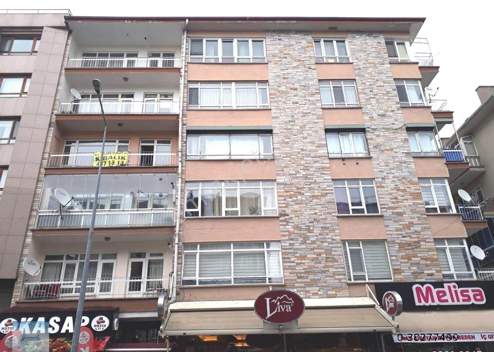 Esat Cadde Üzeri 3+1 Ön Arka Cephe Merkezi Sistem Isınma 2500 Tl Aidat 100m2 Asansörlü Açık O