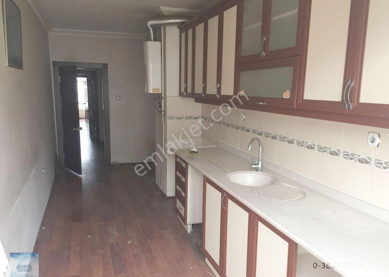 Esat Cadde Üzeri 3+1 Ön Arka Cephe Merkezi Sistem Isınma 2500 Tl Aidat 100m2 Asansörlü Açık O - Görsel 3