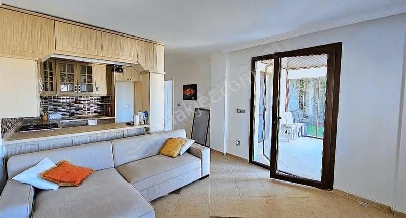 Gümüşlük'te Bahçe Katı Fırsatı! Deniz Manzaralı, Havuzlu Site - Görsel 6