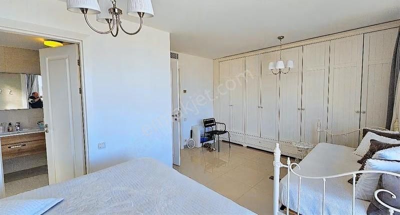 Panoramik Deniz Manzaralı, Lüks 3+1 Rezidans Satılık - Görsel 3