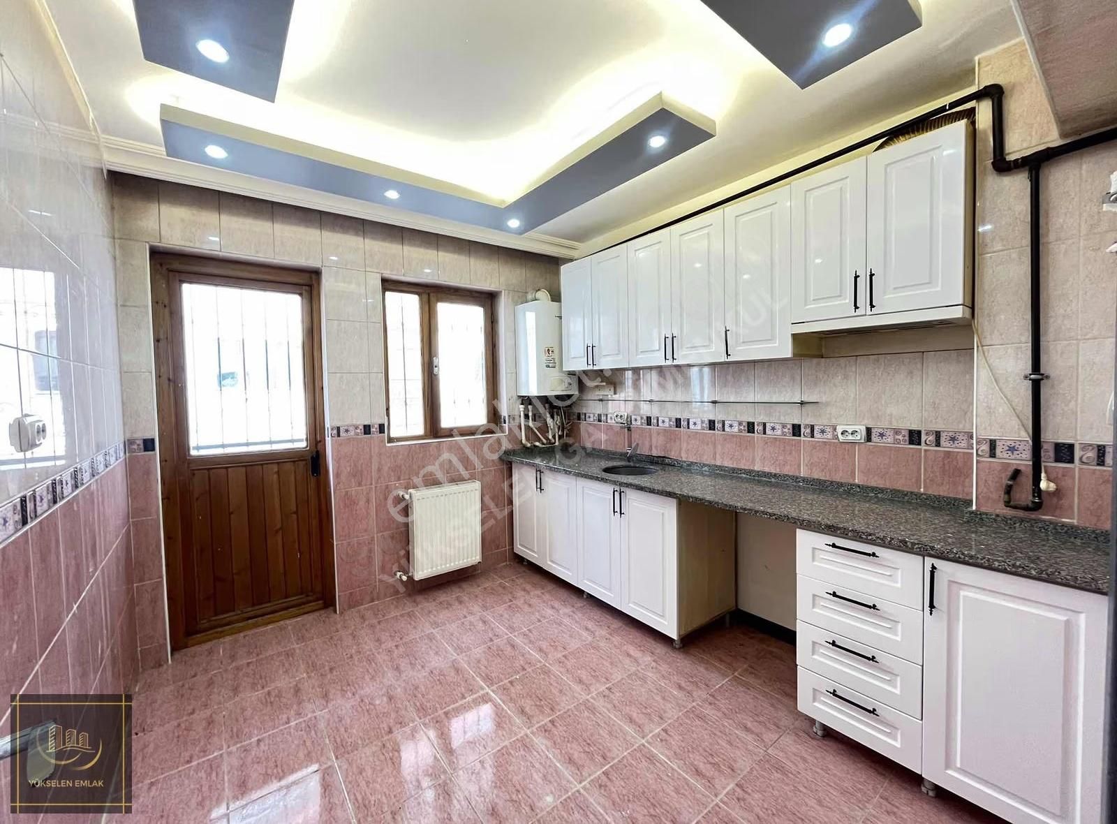 Yükselenden Yonca Market Mevki Y. Giriş 2+1 Altı Daire - Görsel 26
