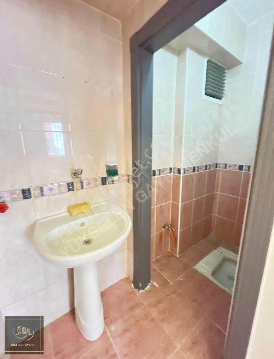 Yükselenden Yonca Market Mevki Y. Giriş 2+1 Altı Daire - Görsel 24