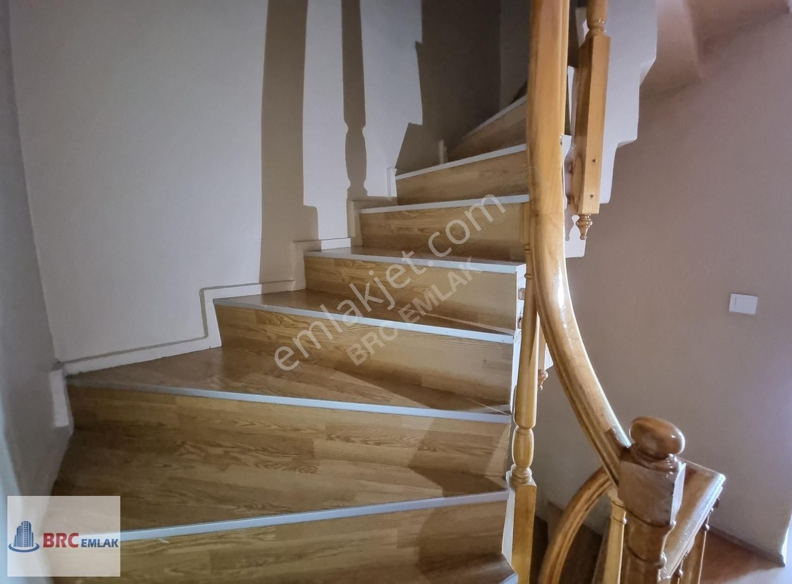 Halkalı Ölçükent Şehrin İçinde Butik Villa Sitesinde Kiralık 3+1 - Görsel 9