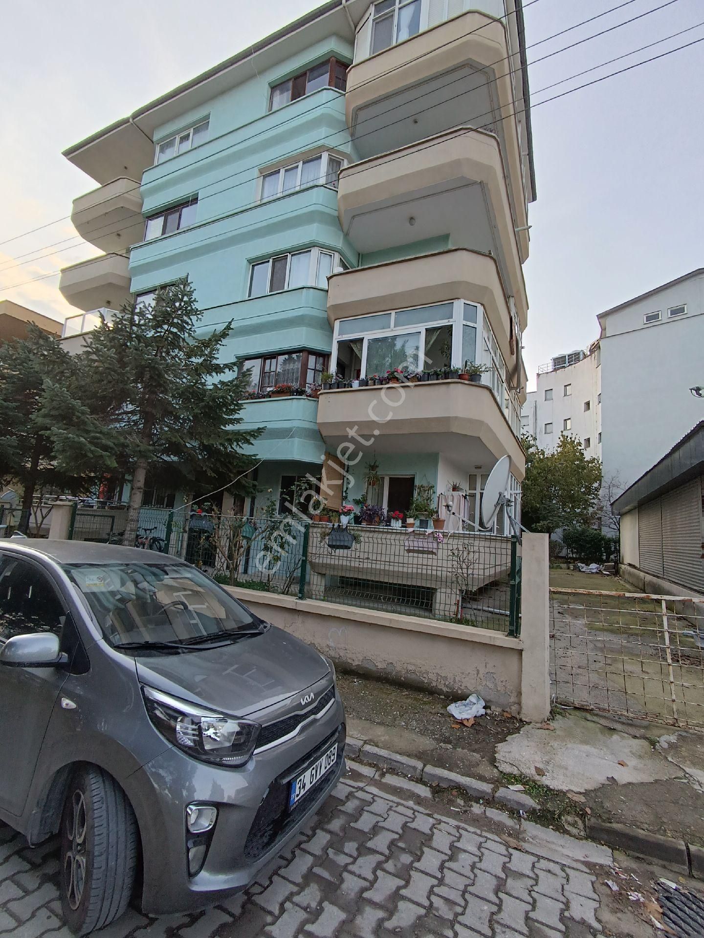 Uygulama Hotel Karşı Satılık 3+1 Temiz Daire - Görsel 4