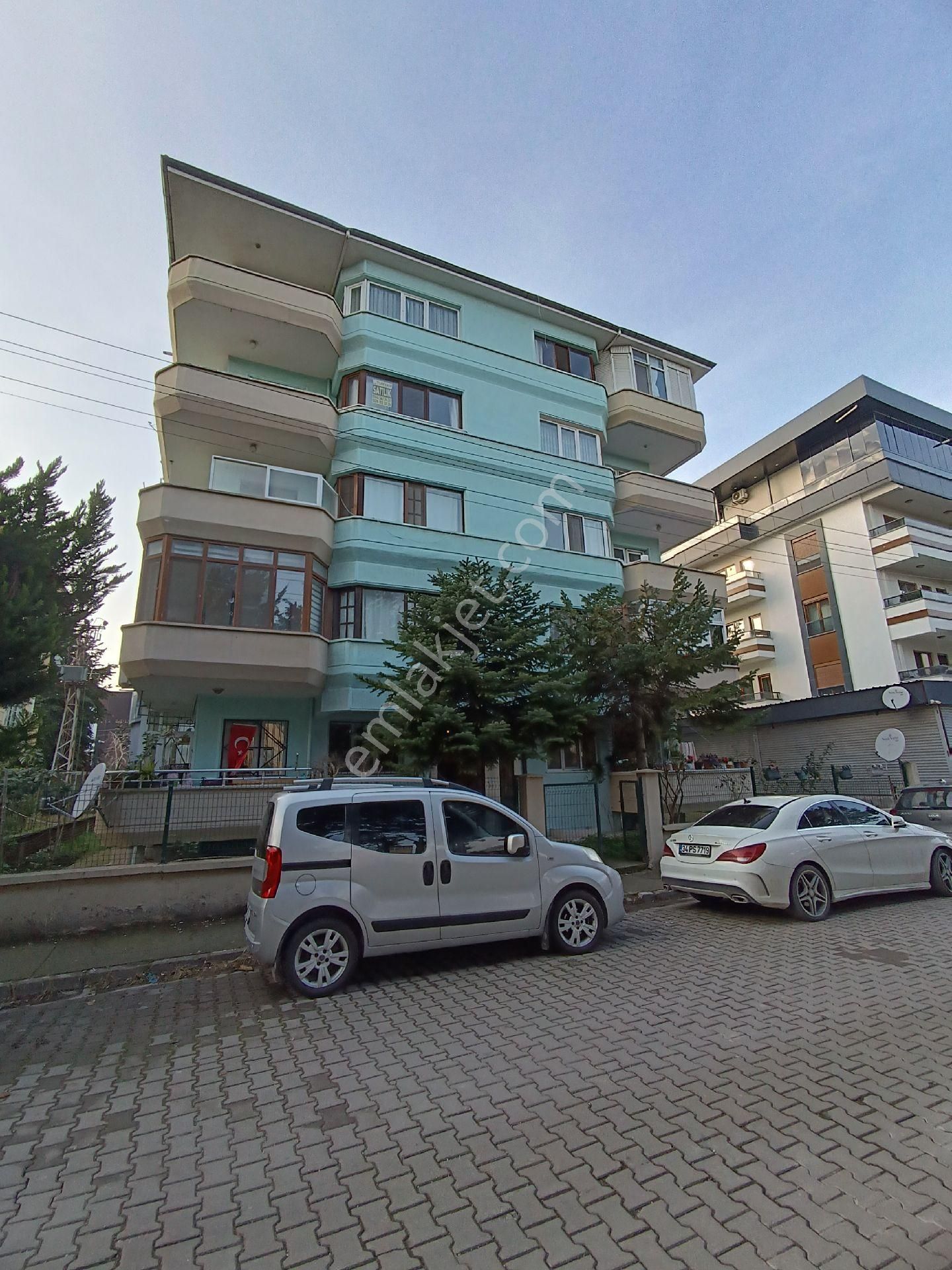 Uygulama Hotel Karşı Satılık 3+1 Temiz Daire - Görsel 2