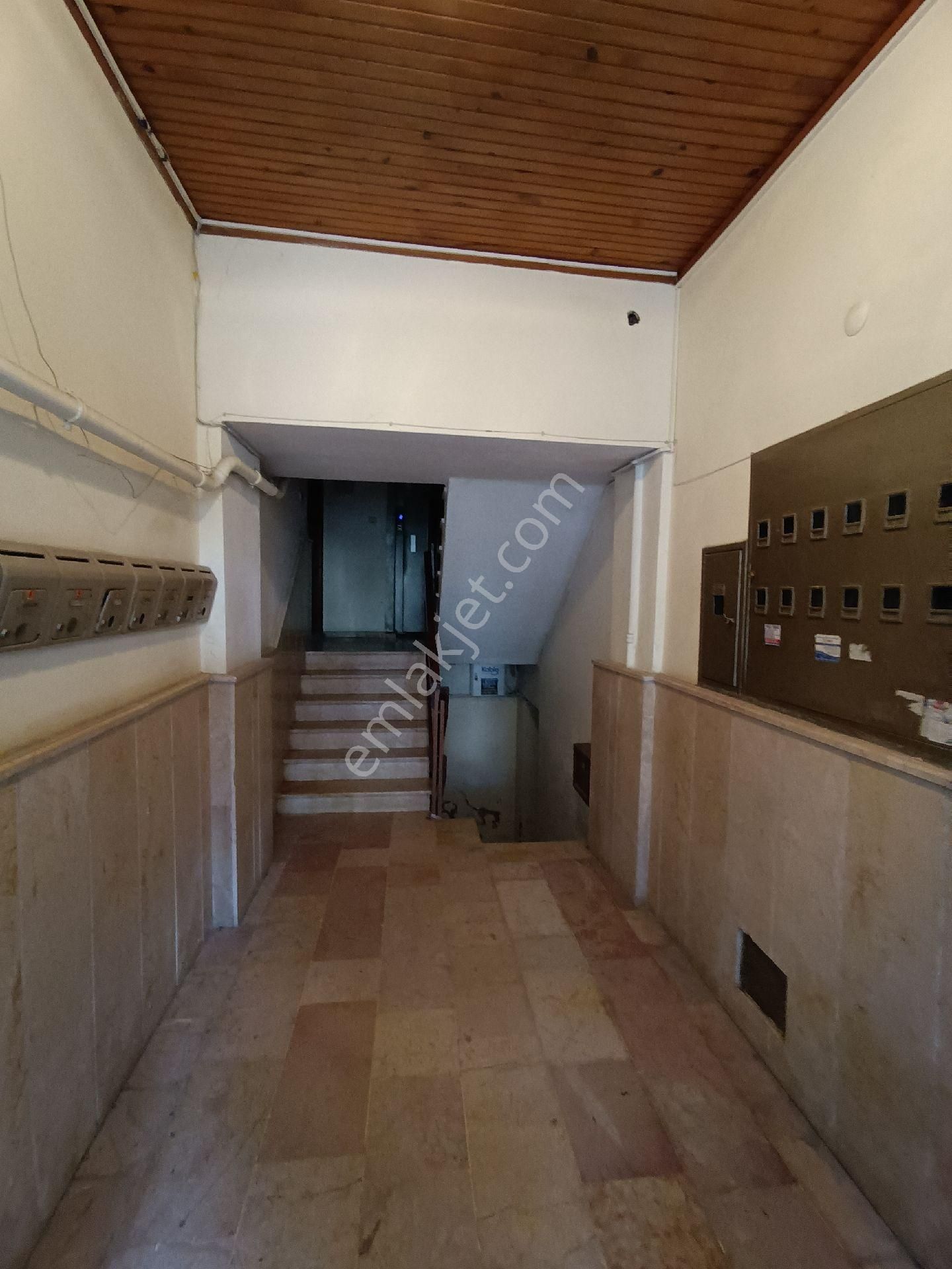 Uygulama Hotel Karşı Satılık 3+1 Temiz Daire - Görsel 5