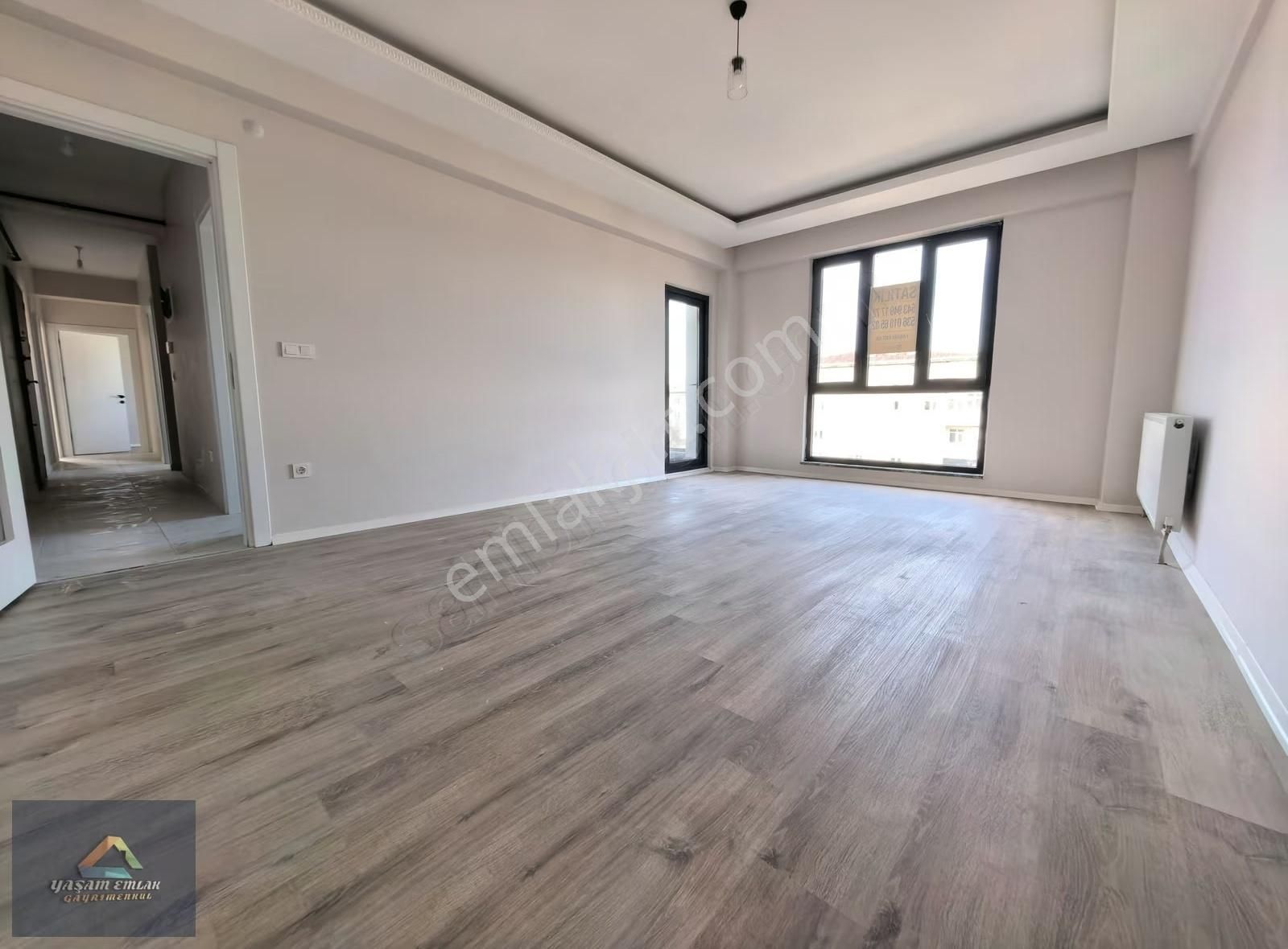 Sultanbeyli Akşemsettin Mah. 2+1 Ara Kat Lüks Çok Geniş Daire - Görsel 9