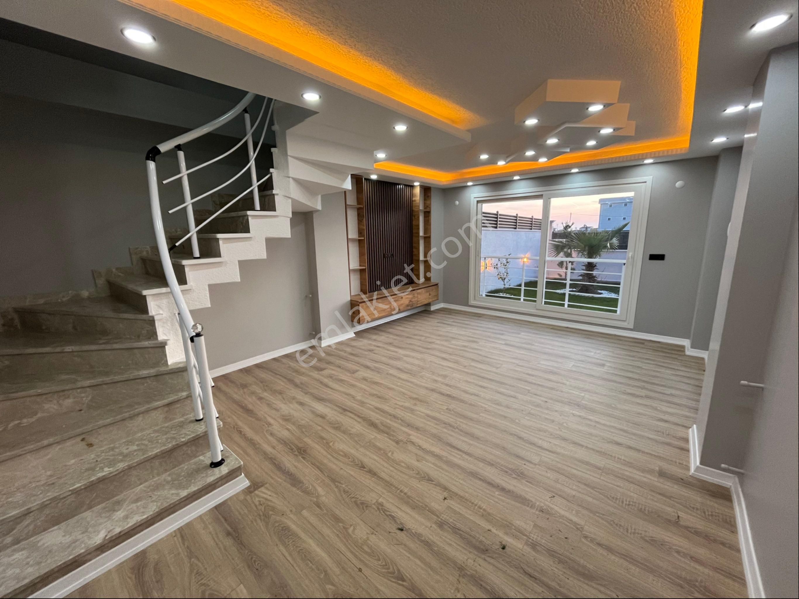 3+1 Üç Katlı Geniş Bahçeli Lüks Villa - Görsel 5