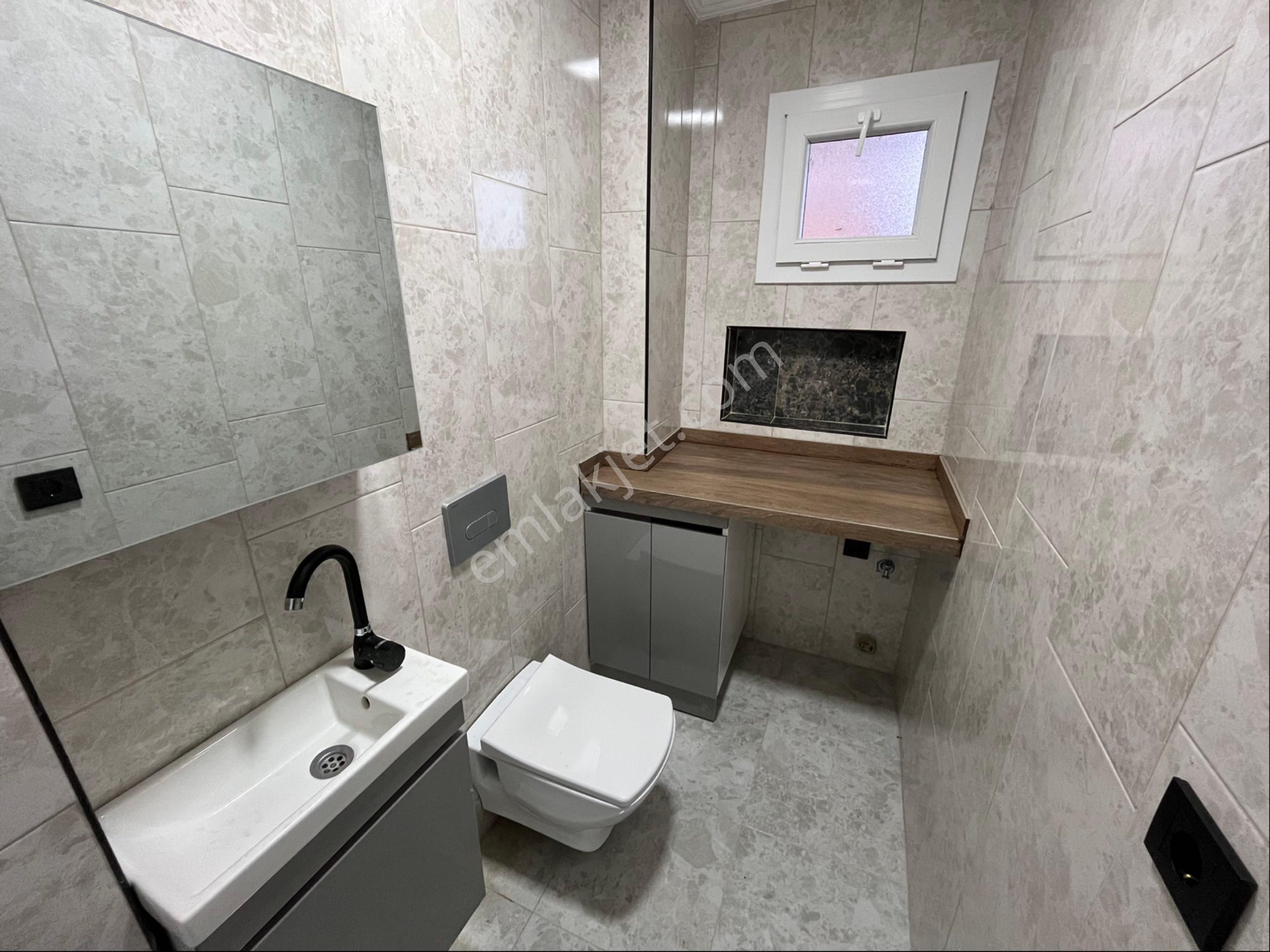 3+1 Üç Katlı Geniş Bahçeli Lüks Villa - Görsel 8