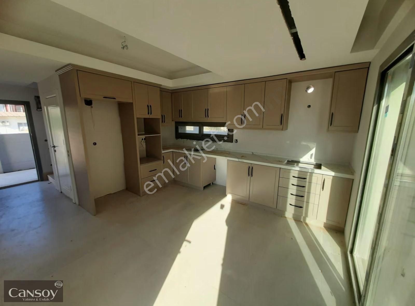 Fethiye Yeni Mahallede Satılık 4+1 Villa - Görsel 3