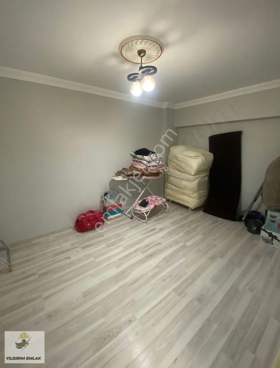 Yıldırım Emlak'tan 3+1 Asansörlü Ara Kat Kurus Masrafsız Daıre - Görsel 3