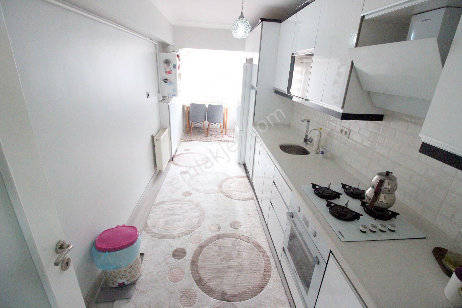 Hemdem Gayrimenkul'den Piyade'de Full+full Yapılı Ön Cephe **arakatta** 3+1 Satılık Daire - Görsel 2