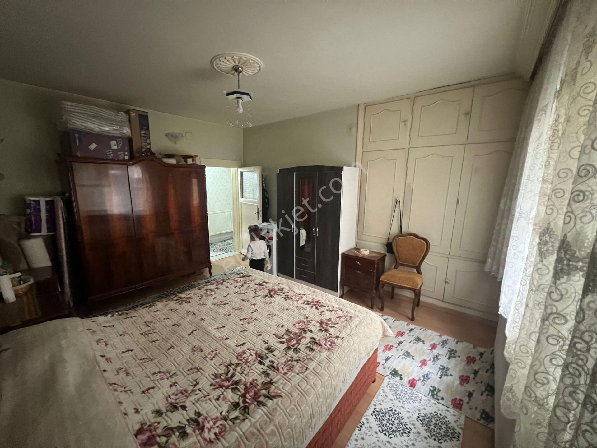 60yil Mh De 2+1 K.uygun Daire Açıklamayı Oku - Görsel 9