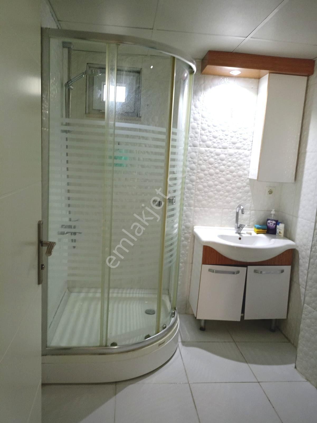 Pelitlibağ Mahallesinde 4 Yıllık Balkonlu Geniş Odalar 1+1 Apart 2140.000 Tl - Görsel 13