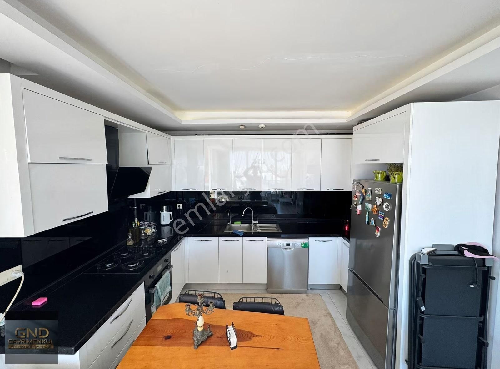 Gndden Mezitlinin Kalbinde Deniz Manzarlı Lüks 4+1 Satılık Daire - Görsel 15