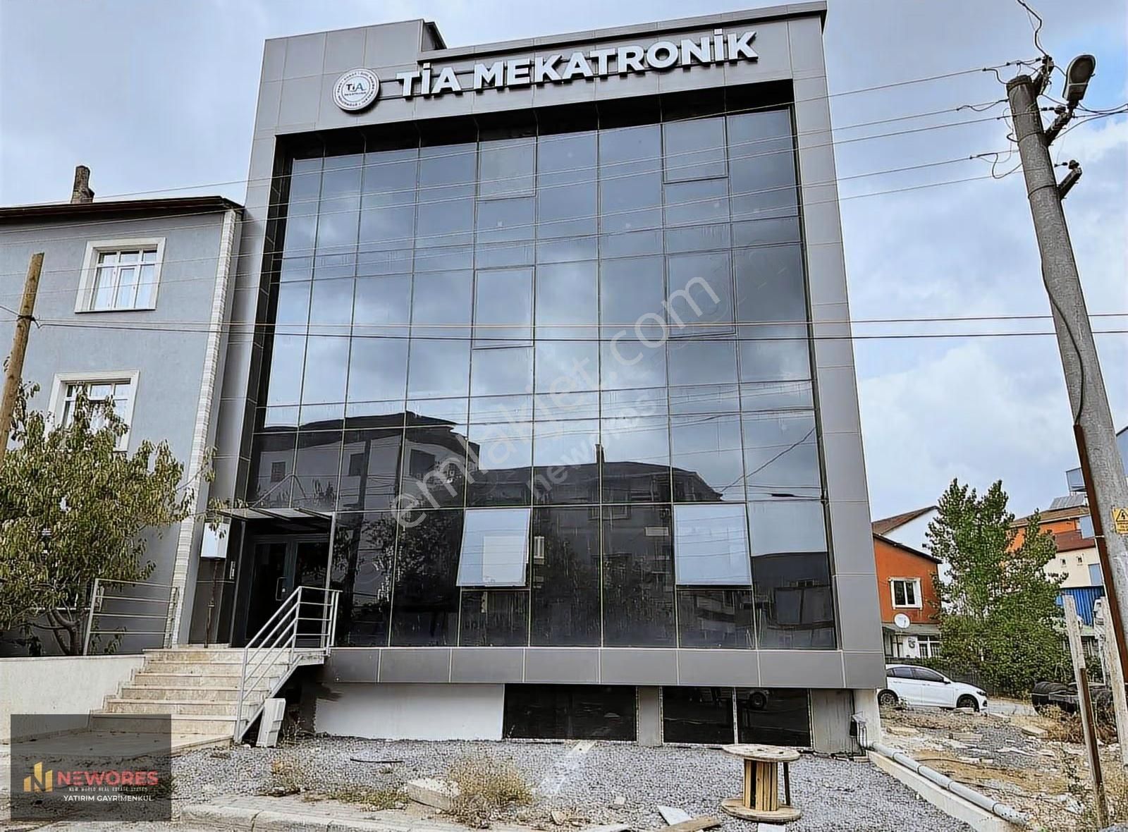 Gebze Sultan Orhan Mahallesi 225 M2 Satılık Ofis