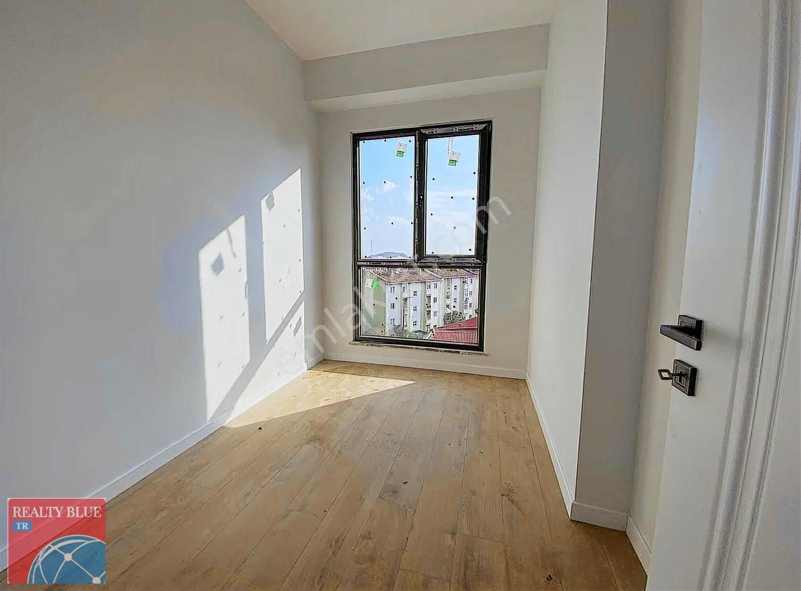 Pendik Velibaba Mah Satılık Cadde Üzeri 3+1 Sıfır Daire - Görsel 2