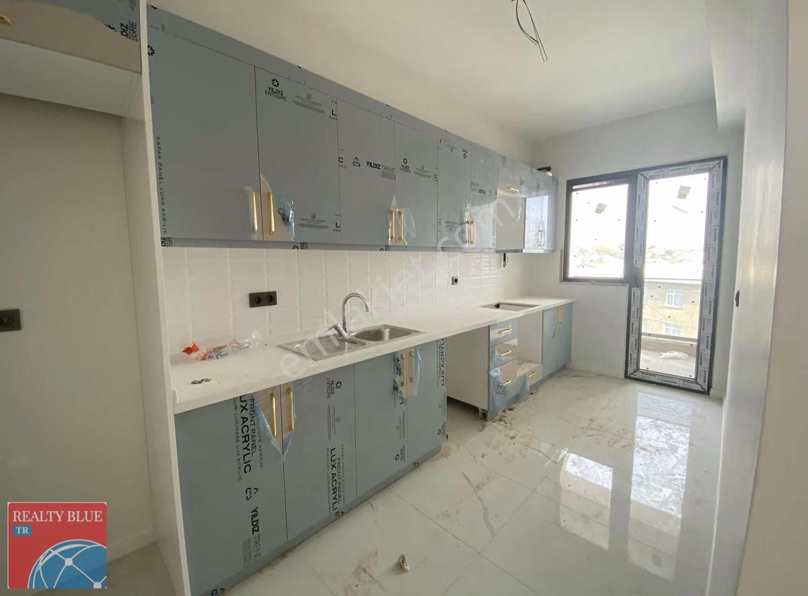 Pendik Velibaba Mah Satılık Cadde Üzeri 3+1 Sıfır Daire