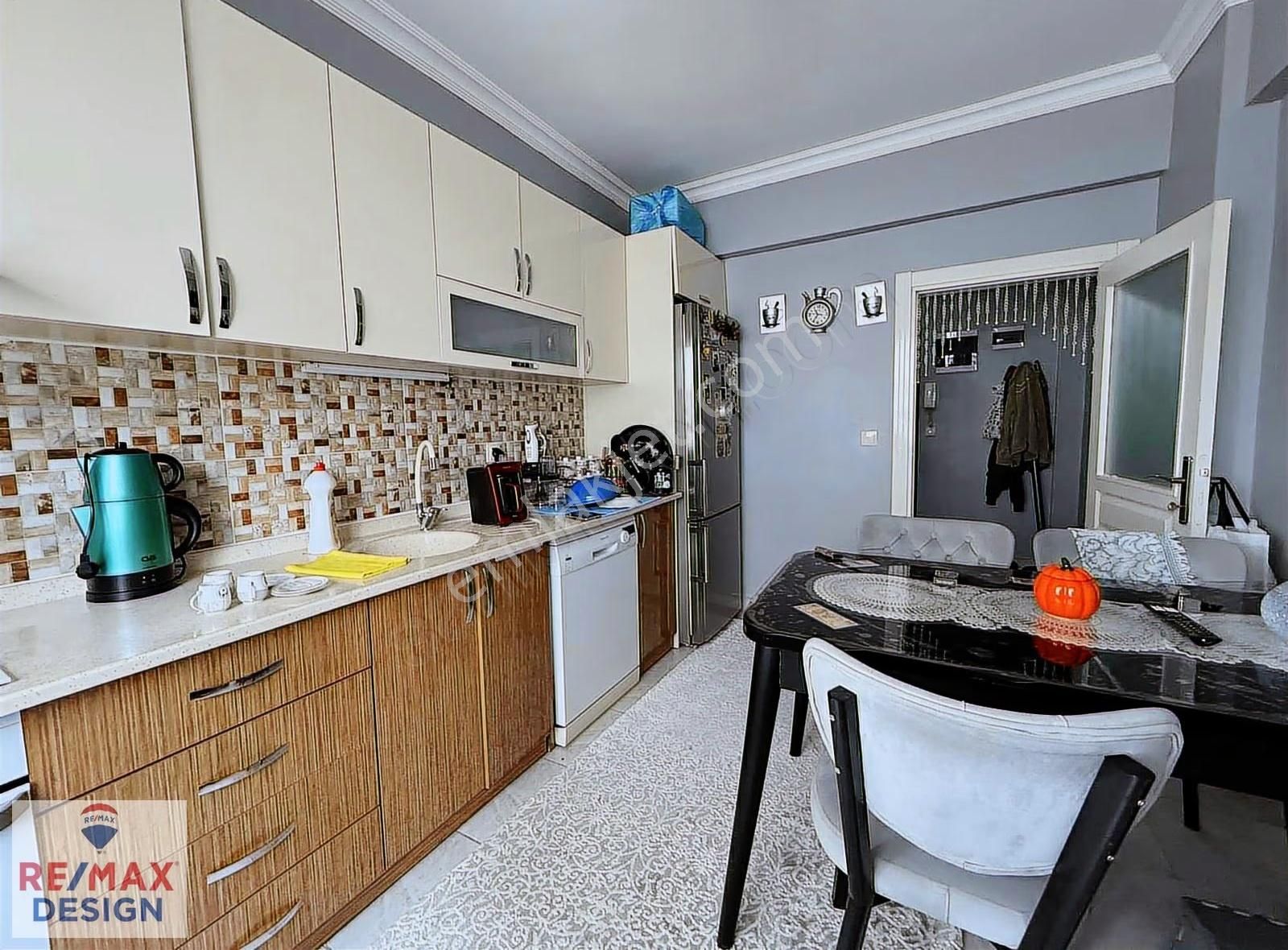 Remax Desıgn Erenler Kentsel Dönüşüm Sitesinde Satılık 3+1 Daire - Görsel 24